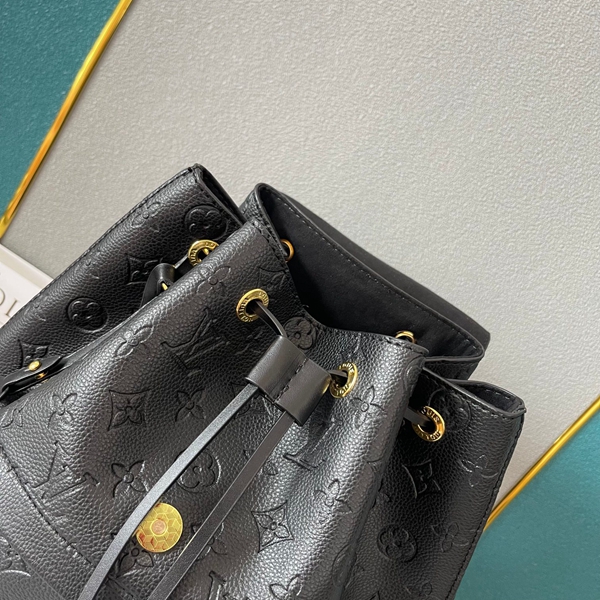 ルイヴィトンバッグ角部分ディテール